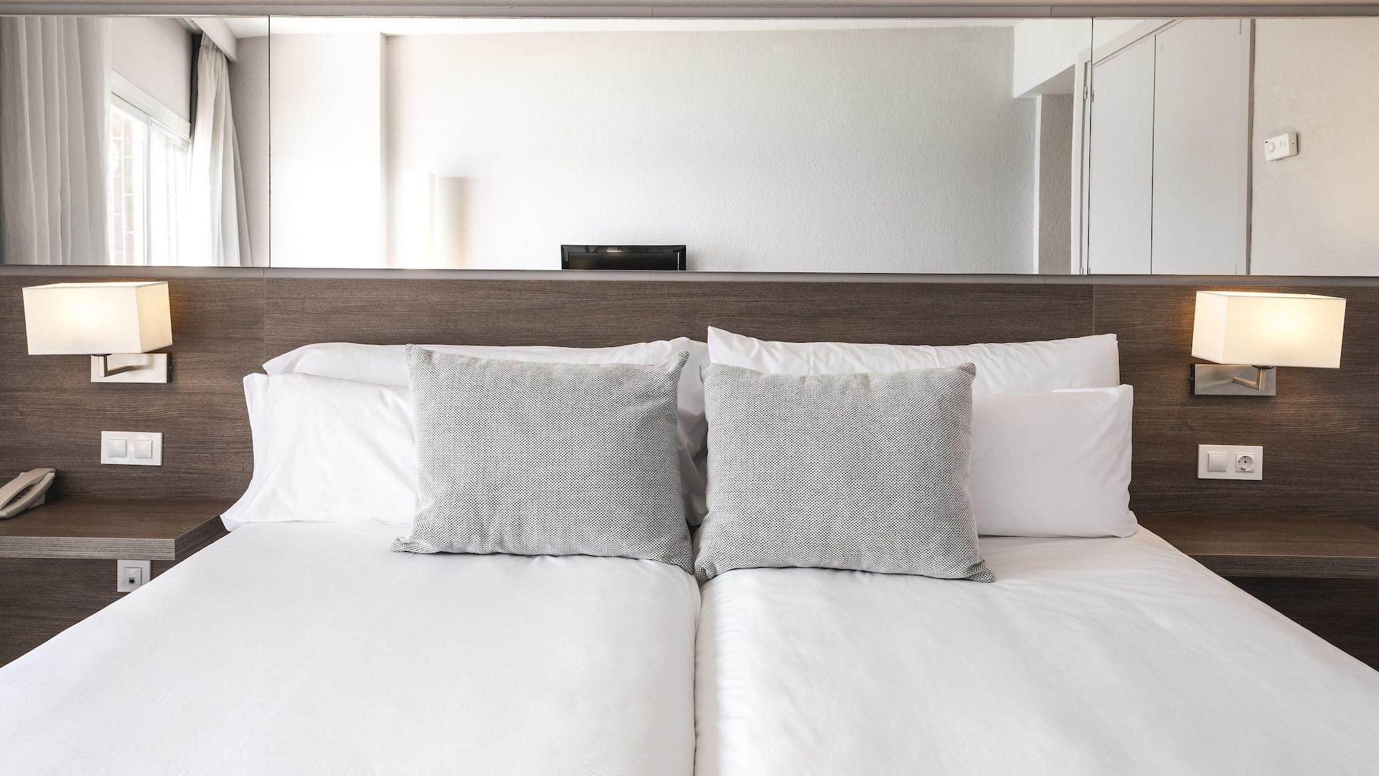 Отель Be Live Experience Costa Palma (Adults Only) Cala Major  Экстерьер фото