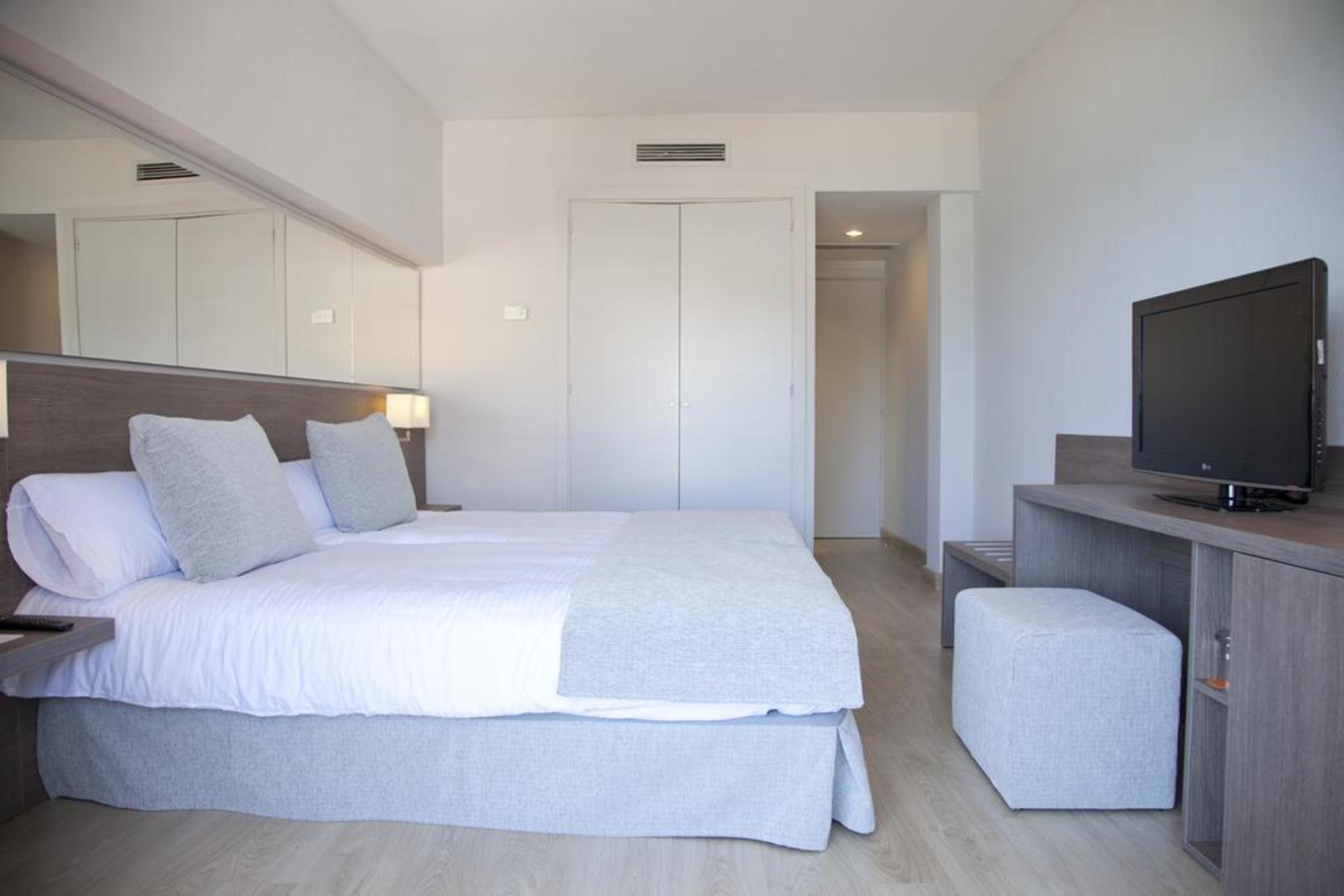 Отель Be Live Experience Costa Palma (Adults Only) Cala Major  Экстерьер фото